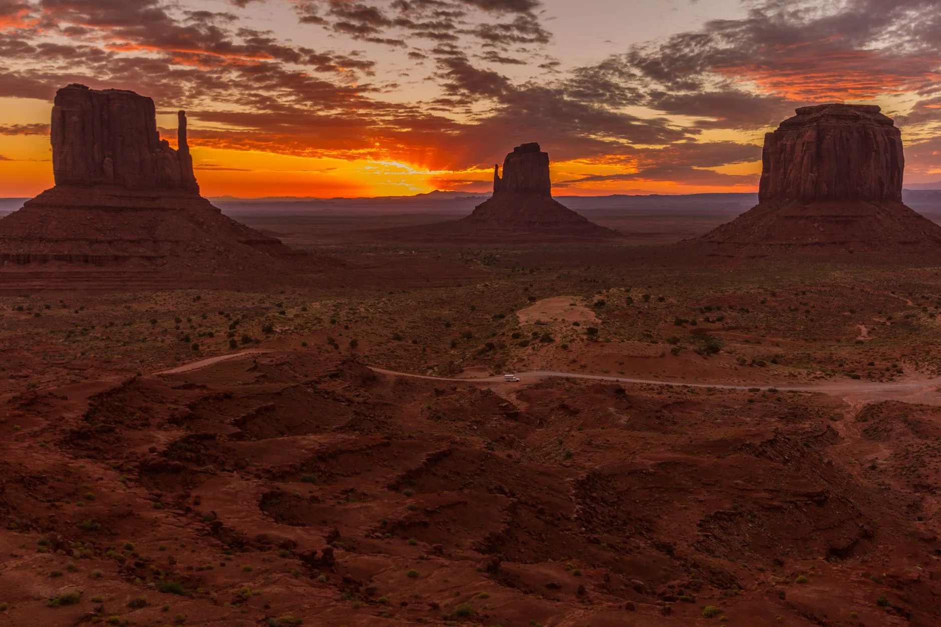 Lever et coucher de soleil sur les buttes